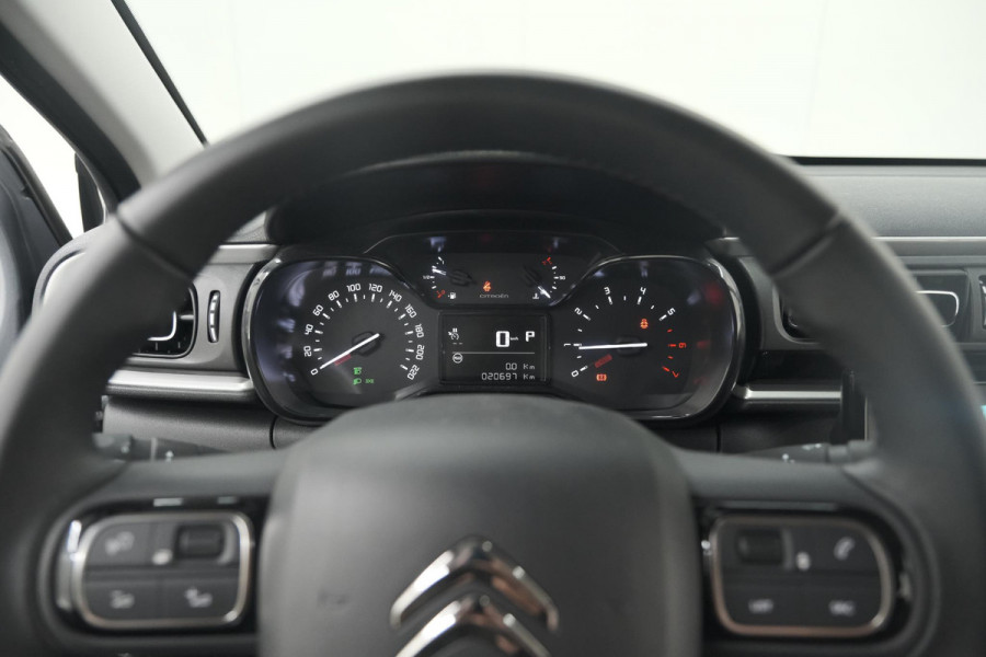 Citroën C3 PureTech 110 EAT6 Max | Camera | Parkeersensoren | Navigatie | Apple Carplay
