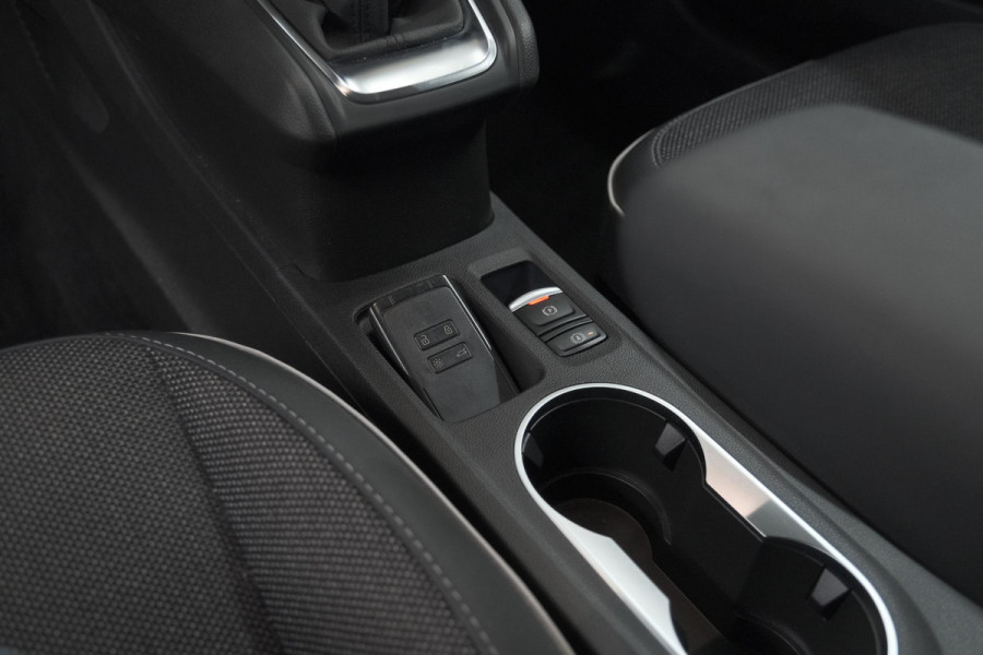 Renault Captur TCe 90 Techno | 360 Camera | 9.3 Inch Grootscherm | Apple Carplay | Navigatie