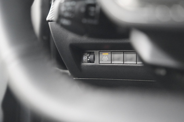 Peugeot 208 PureTech 100 EAT8 Allure Pack | Camera | Apple Carplay | Parkeersensoren