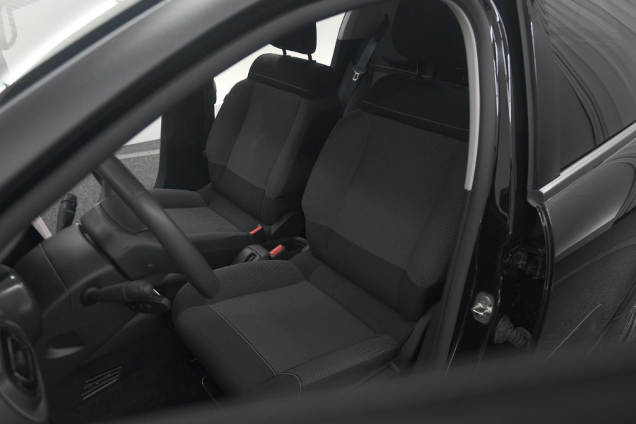 Citroën C3 PureTech 110 EAT6 Max | Apple Carplay | Parkeersensoren | Climate Control | 16 Inch Lichtmetalen Velgen