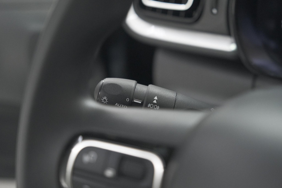 Citroën C3 PureTech 110 EAT6 Max | Apple Carplay | Parkeersensoren | Climate Control | 16 Inch Lichtmetalen Velgen