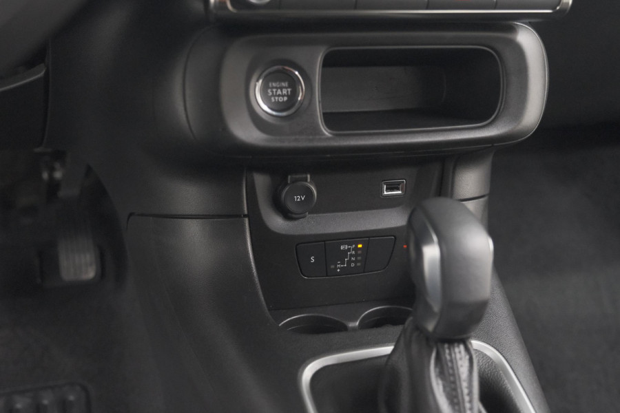 Citroën C3 PureTech 110 EAT6 Max | Apple Carplay | Parkeersensoren | Climate Control | 16 Inch Lichtmetalen Velgen