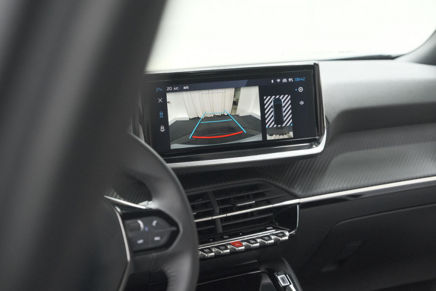 Peugeot 2008 PureTech 100 Allure | Camera | Navigatie | Parkeersensoren | Apple Carplay