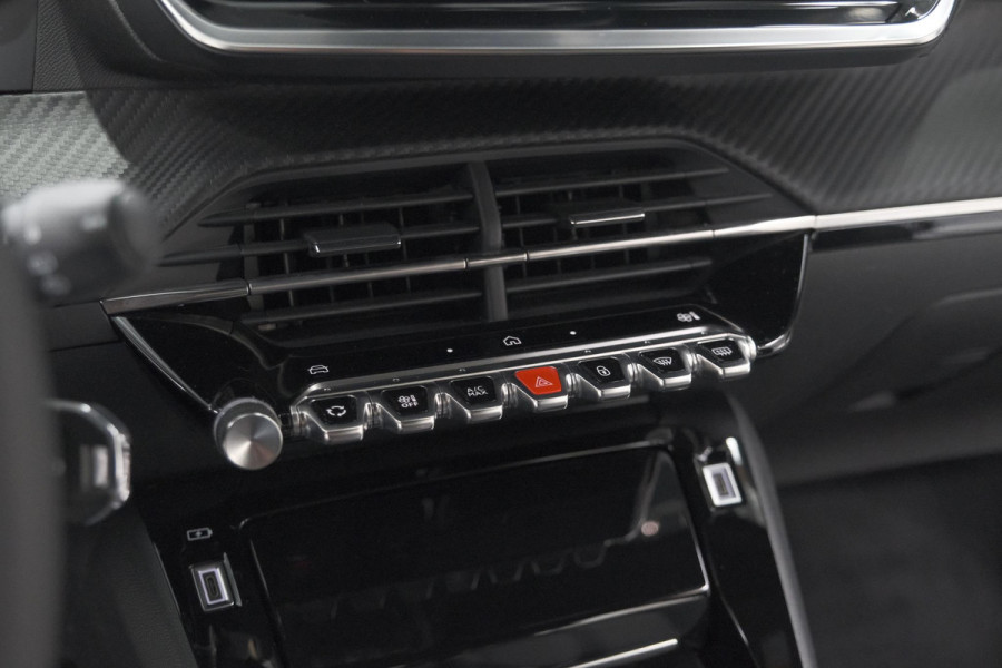 Peugeot 2008 PureTech 100 Allure | Camera | Navigatie | Parkeersensoren | Apple Carplay