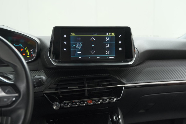 Peugeot e-2008 EV Allure Pack 50 kWh | 3 Fase Laadfunctie | Parkeersensoren | Apple Carplay | Climate Control
