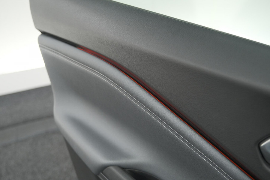 Nissan Juke 1.0 DIG-T Premiere Edition | Trekhaak | Camera | Apple Carplay | Parkeersensoren