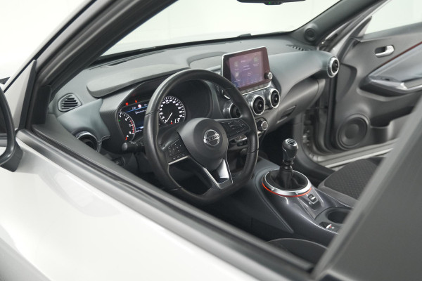 Nissan Juke 1.0 DIG-T Premiere Edition | Trekhaak | Camera | Apple Carplay | Parkeersensoren
