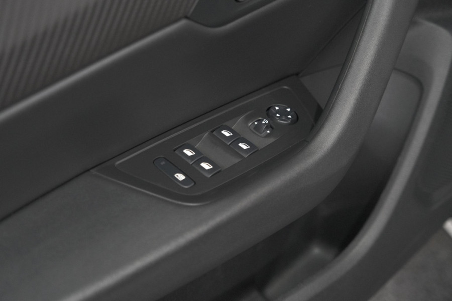 Peugeot 508 PureTech 130 EAT8 Allure Pack Business | Adaptieve Cruise Control | Camera | Apple Carplay | Elektronische Kofferklep