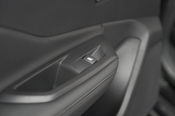 Peugeot 308 SW 1.6 Plug-in Hybrid 180 Allure | Camera | Adaptieve Cruise Control | Navigatie