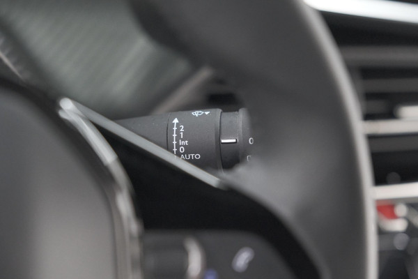 Peugeot 2008 PureTech 100 Allure | Camera | Navigatie | Parkeersensoren | Apple Carplay