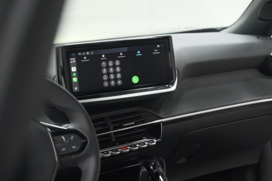 Peugeot 2008 PureTech 100 Allure | Camera | Navigatie | Parkeersensoren | Apple Carplay