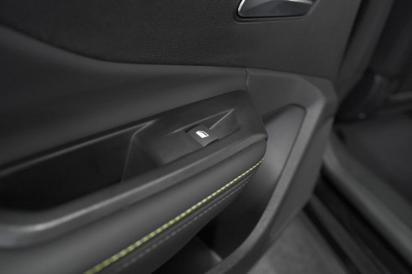 Peugeot 408 PureTech 130 EAT8 GT | 360 Camera | Adaptieve Cruise Control | Elektronische Kofferklep | Apple Carplay