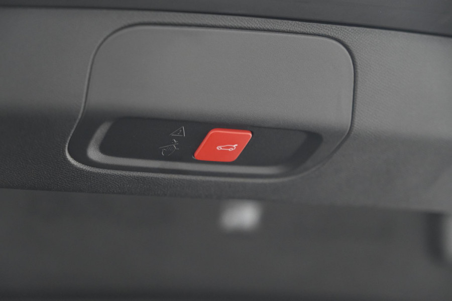 Peugeot 408 PureTech 130 EAT8 GT | 360 Camera | Adaptieve Cruise Control | Elektronische Kofferklep | Apple Carplay