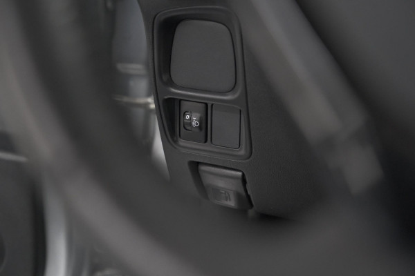 Peugeot 108 1.0 VTi Active | Automaat | Airco | Bluetooth Radio