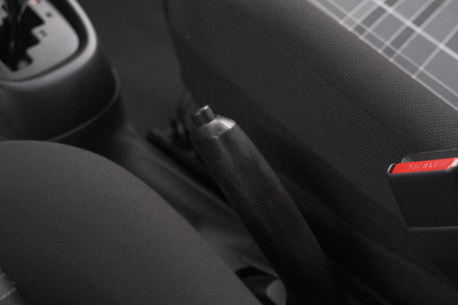 Peugeot 108 1.0 VTi Active | Automaat | Airco | Bluetooth Radio