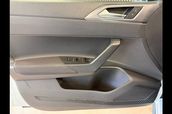 Volkswagen Polo 1.0 TSI Highline Business R AUT. PANORAMADAK CAMERA PARKEERSENSOREN VOOR EN ACHTER ADAPTIEVE CRUISE CONTROL