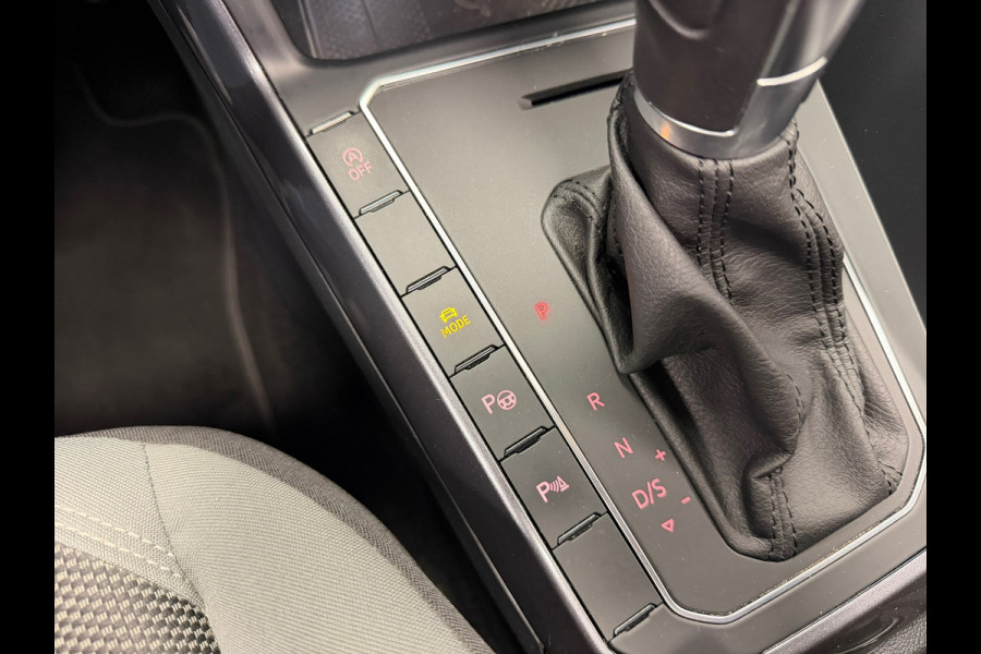 Volkswagen Polo 1.0 TSI Highline Business R AUT. PANORAMADAK CAMERA PARKEERSENSOREN VOOR EN ACHTER ADAPTIEVE CRUISE CONTROL