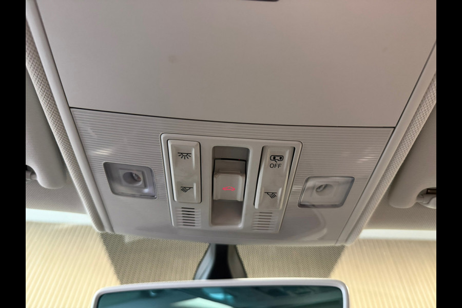 Volkswagen Polo 1.0 TSI Highline Business R AUT. PANORAMADAK CAMERA PARKEERSENSOREN VOOR EN ACHTER ADAPTIEVE CRUISE CONTROL