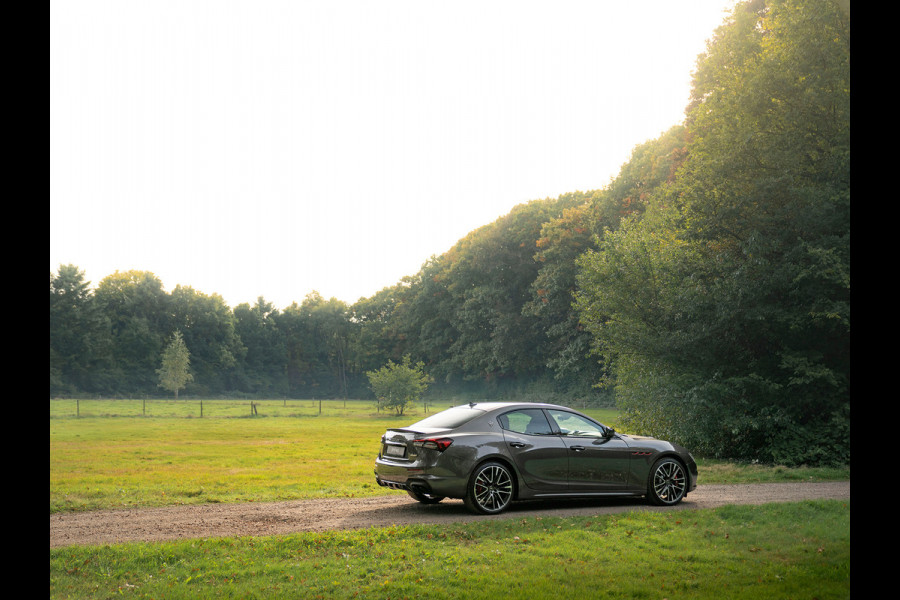 Maserati Ghibli 3.8 V8 Trofeo 580pk | Carbon Ext. Pack | Driver Ass. Pack + | Harman/Kardon | Stoelventilatie