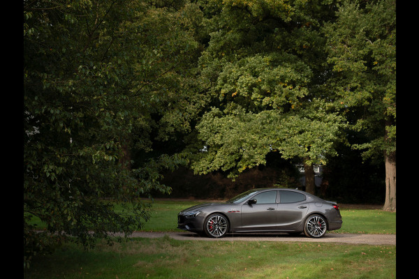 Maserati Ghibli 3.8 V8 Trofeo 580pk | Carbon Ext. Pack | Driver Ass. Pack + | Harman/Kardon | Stoelventilatie