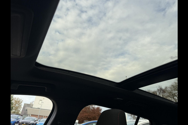 Ford FOCUS Wagon 1.0 EcoBoost Hybrid ST Line X 155pk | Trekhaak afneembaar | Panoramadak | Bang&Olufsen | Adaptive cruise control | Winter Pack | All season banden | Camera