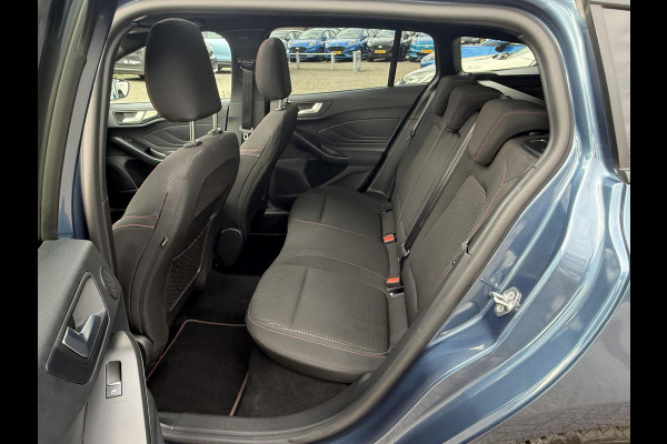 Ford FOCUS Wagon 1.0 EcoBoost Hybrid ST Line X 155pk | Trekhaak afneembaar | Panoramadak | Bang&Olufsen | Adaptive cruise control | Winter Pack | All season banden | Camera