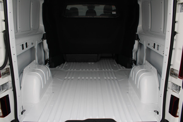 Renault Trafic 2.0 Blue dCi 130 T29 L2H1 Advance DC 130pk - Trekhaak - LED - Cruise - Carplay - Camera - Lane - Rijklaar