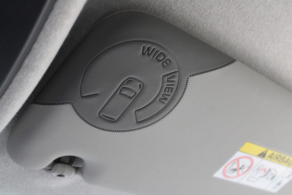 Renault Trafic 2.0 Blue dCi 130 T29 L2H1 Advance DC 130pk - Trekhaak - LED - Cruise - Carplay - Camera - Lane - Rijklaar