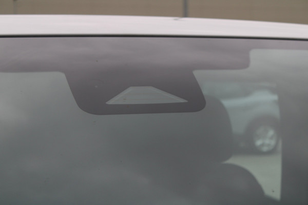 Renault Trafic 2.0 Blue dCi 130 T29 L2H1 Advance DC 130pk - Trekhaak - LED - Cruise - Carplay - Camera - Lane - Rijklaar