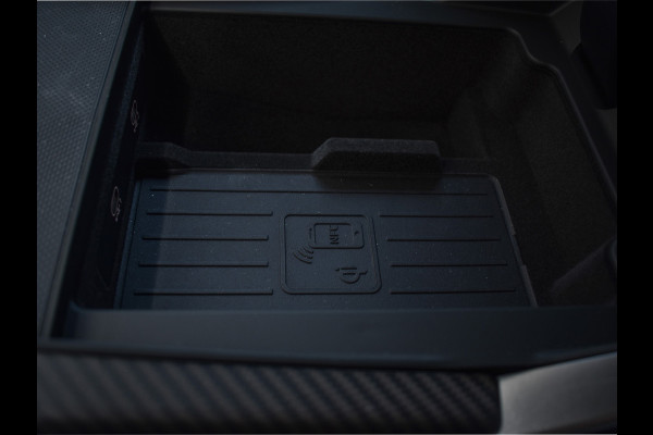 Audi Q8 60 TFSI e QUATTRO PRO LINE S COMPETITION | PANORAMADAK | 4 WIEL BESTURING | ALCANTARA HEMEL | AMBIANCE VERLICHTING | STOELMASSAG