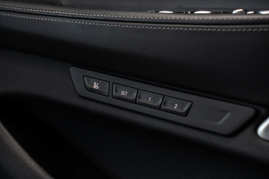 BMW 7 Serie 730d xDrive High Executive *M-Sport / Harman-Kardon / Panorama / HUD / Soft-Close*