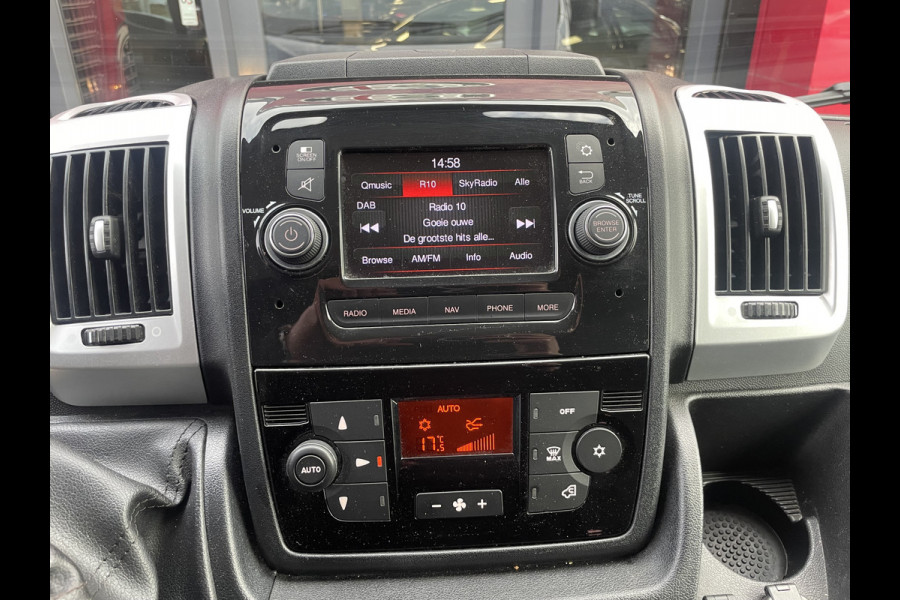 Fiat Ducato 30 2.3 MultiJet L1H1 | Trekhaak | Imperial | Climate control | Navigatie