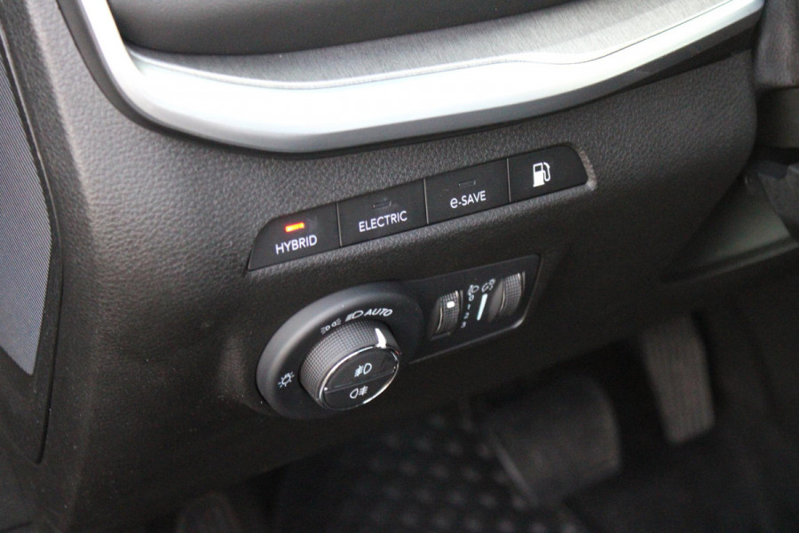 Jeep Compass 4xe 240PK Plug-in Hybrid ELECTRIC S | PANORAMSICH SCHUIF/KANTEL DAK | STOEL/STUUR VERWARMING | ALL SEASON BANDEN | 19" LICHTMETALEN VELGEN "GLOSSY BLACK" | ELEKTRISCH BEDIENBARE BESTUURDERSSTOEL | LEDEREN BEKLEDING | ADAPTIVE CRUISE CONTROL | NAVIGATIE | DRAADLOZE APPLE CARPLAY/ANDROID AUTO | DRAADLOZE TELEFOONLADER | DAB+ RADIO | ELEKTRISCH BEDIENBARE ACHTERKLEP | ACHTERUITRIJ CAMERA | KEYLESS ENTRY/START |