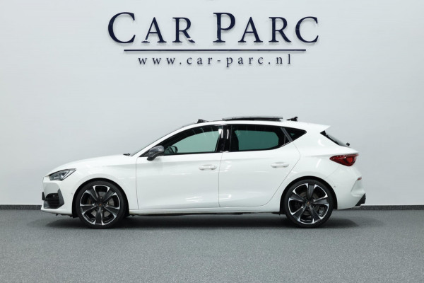 CUPRA Leon 2.0 TSI VZ 300+PK LED/VIRTUAL/SFEER/PANO/HALF LEER+S.VERWARMING/19"/CAM/ACC/ECC/12 MDN GARANTIE!
