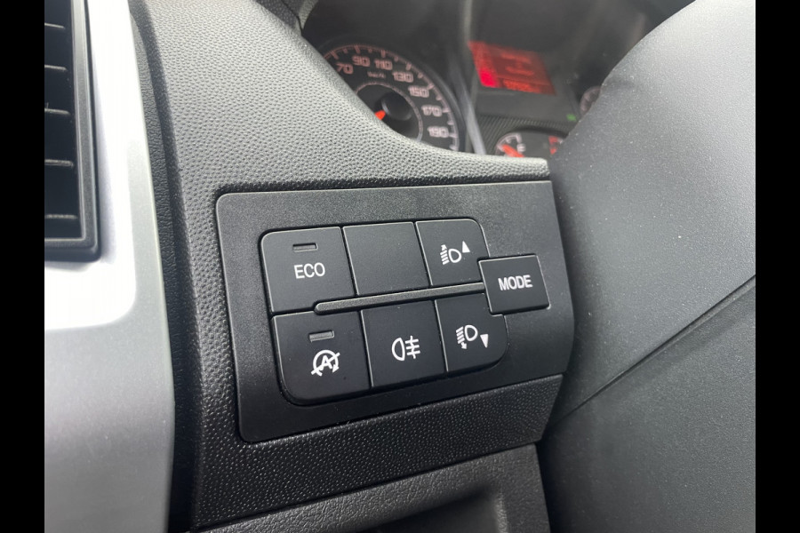 Fiat Ducato 30 2.3 MultiJet L1H1 | Trekhaak | Imperial | Climate control | Navigatie