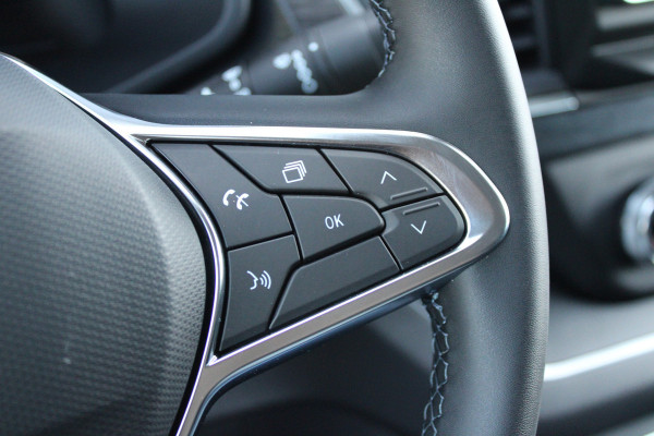 Renault Trafic 2.0 Blue dCi 170pk T29 L2H1 Extra DC - 2x Schuifdeur - Carplay - LED - Blind Spot - Navigatie - Camera - Trekhaak - Stoelverwarm