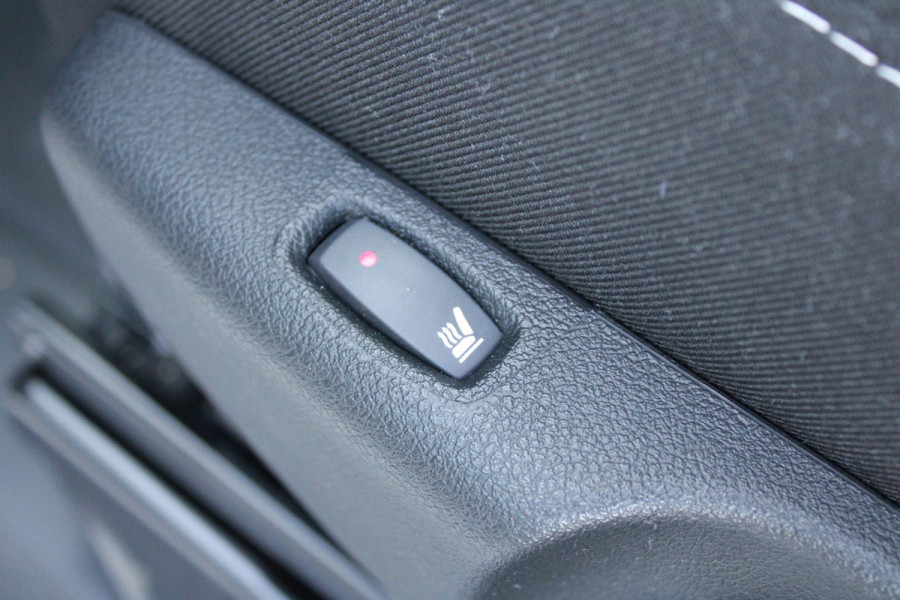 Renault Trafic 2.0 Blue dCi 170pk T29 L2H1 Extra DC - 2x Schuifdeur - Carplay - LED - Blind Spot - Navigatie - Camera - Trekhaak - Stoelverwarm