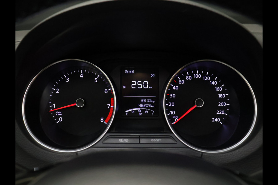 Volkswagen Polo 1.2 TSI Highline [BLUETOOTH, AIRCO, RADIO, CD-SPELER, ELEKTRISCHE RAMEN V+A, NIEUWSTAAT]