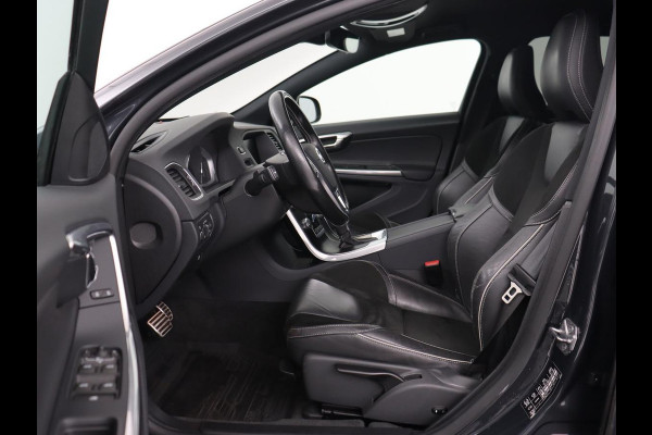 Volvo V60 2.0 T4 R Design | Stoel & stuurverwarming | Adaptive cruise | Trekhaak | Bi-Xenon | Camera | Achterbankverwarming | Keyless | Navigatie | Parkeerhulp | Bluetooth | Climate control