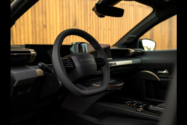 Lancia Ypsilon 1.2 Turbo Hybrid LX 110pk | Camera | Adapt. cruise | Velours interieur | SALA