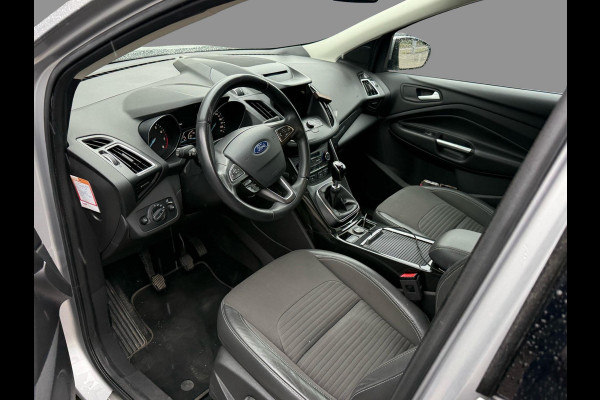 Ford Kuga 1.5 EcoBoost Titanium 150pk Trekhaak | Xenon Koplampen | Dodehoeksensoren | Achteruitrijcamera | Stoelverwarming