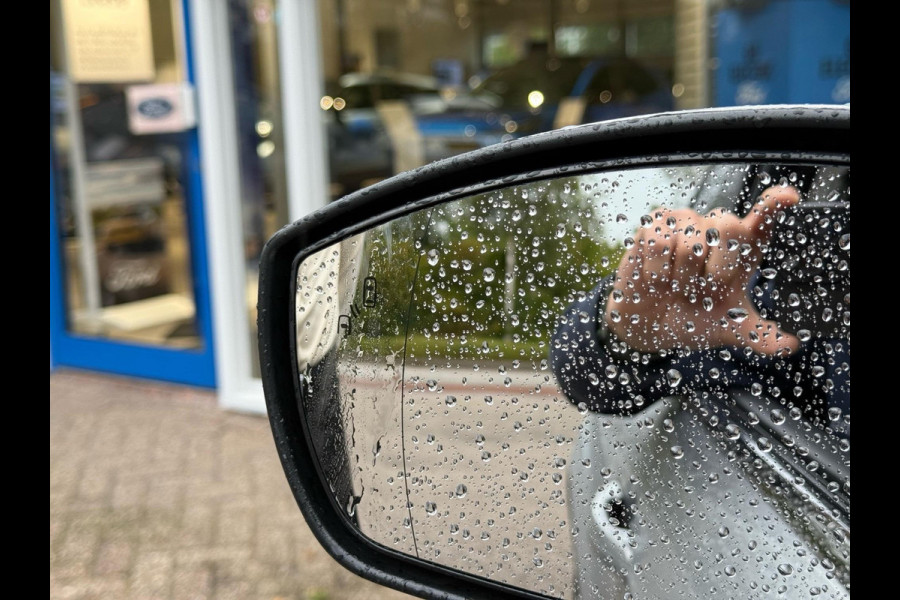 Ford Kuga 1.5 EcoBoost Titanium 150pk Trekhaak | Xenon Koplampen | Dodehoeksensoren | Achteruitrijcamera | Stoelverwarming
