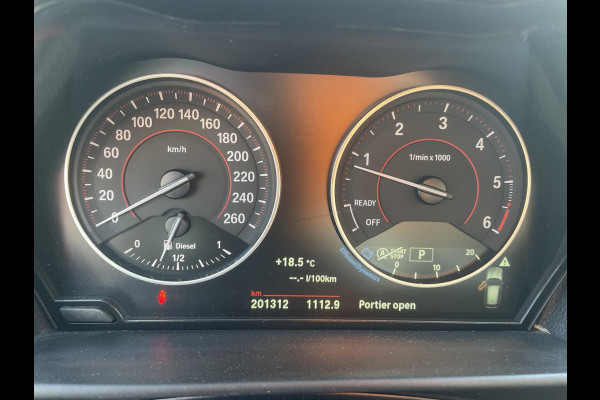 BMW 1-serie 118d High Executive Automaat | Navigatie | Leder | Stoelverwarming |