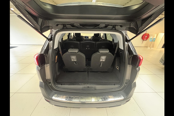 Peugeot 5008 1.2 PureTech Allure Automaat | Navigatie | Achteruitrijcamera