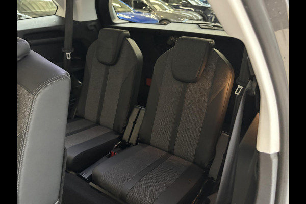 Peugeot 5008 1.2 PureTech Allure Automaat | Navigatie | Achteruitrijcamera