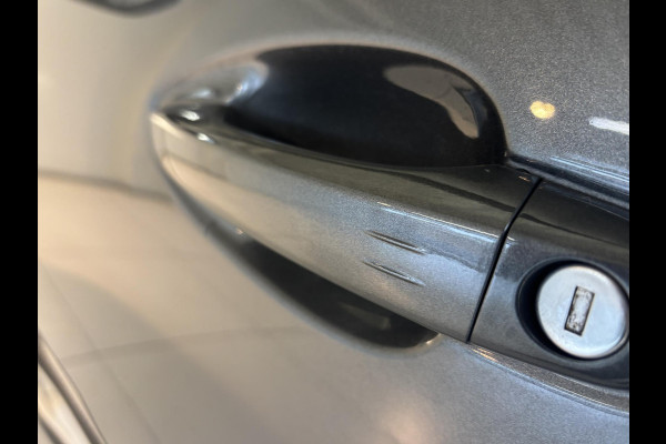 Peugeot 5008 1.2 PureTech Allure Automaat | Navigatie | Achteruitrijcamera