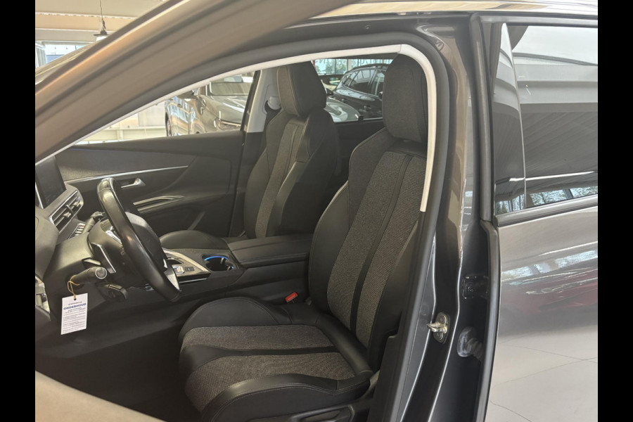 Peugeot 5008 1.2 PureTech Allure Automaat | Navigatie | Achteruitrijcamera