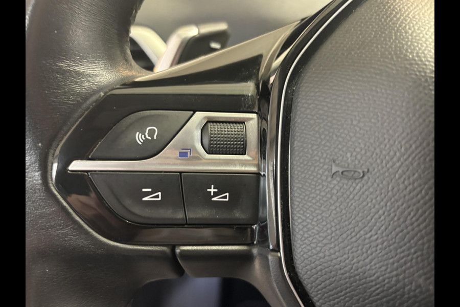 Peugeot 5008 1.2 PureTech Allure Automaat | Navigatie | Achteruitrijcamera