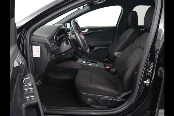 Ford Focus 1.5 EcoBoost ST Line X | Adaptive cruise | Camera | Carplay | Digital Cockpit | Climate control | Parkeerhulp | Full LED | Keyless