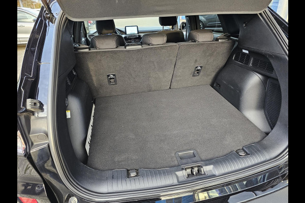 Ford Kuga 2.5 PHEV Titanium 225 pk | Wegklapbare trekhaak | Keyless entry | PDC v+a | Achteruitrijcamera | Lane assist | Climate control